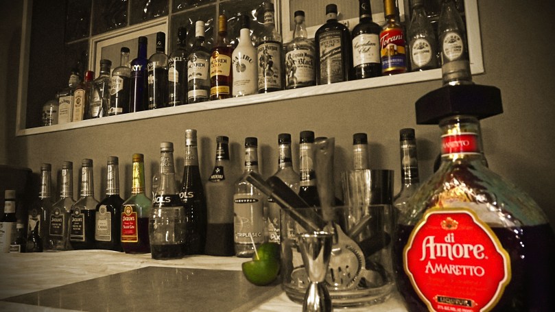 MoM Bar at Cinder Block Studios